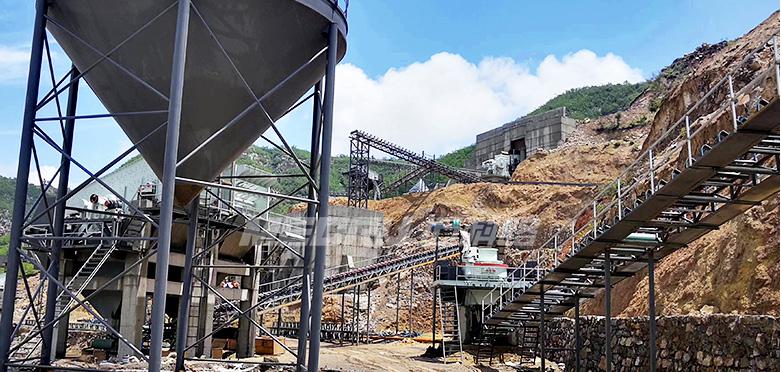 廣西時產量150-250噸河卵石制砂生產線